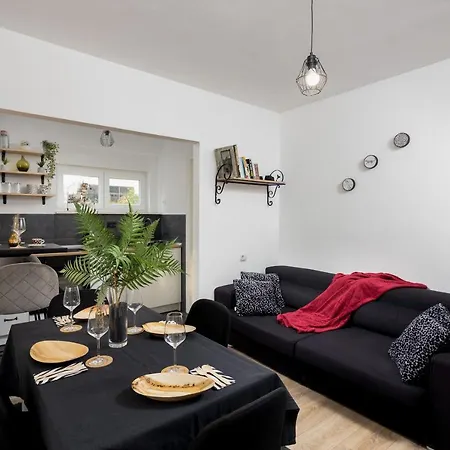 Wild Διαμέρισμα Sinj